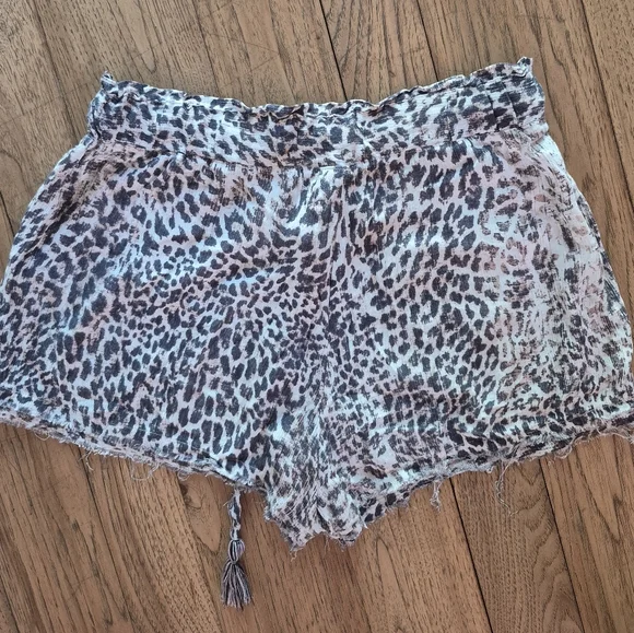 REWASH Leopard Print Women's Shorts BOHO SIZE LARGE SKU 204 - Picture 4 of 5